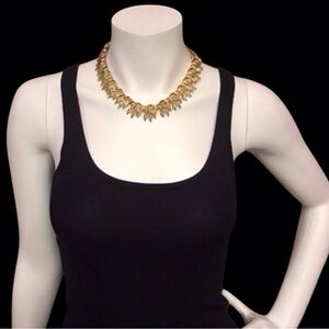 Vintage Coro Goldtone Necklace Featuring A Curly Leaves Pattern